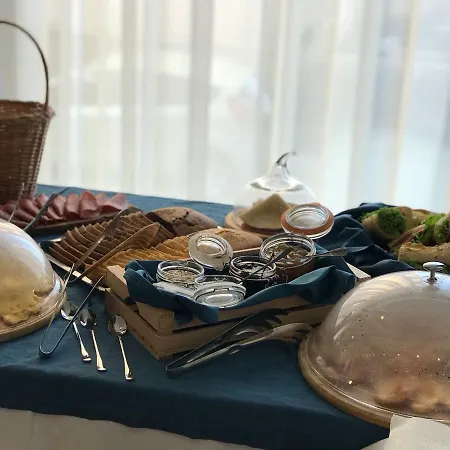 Blue Marine Hotel 4*