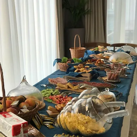Hotel Blue Marine Shkallnur